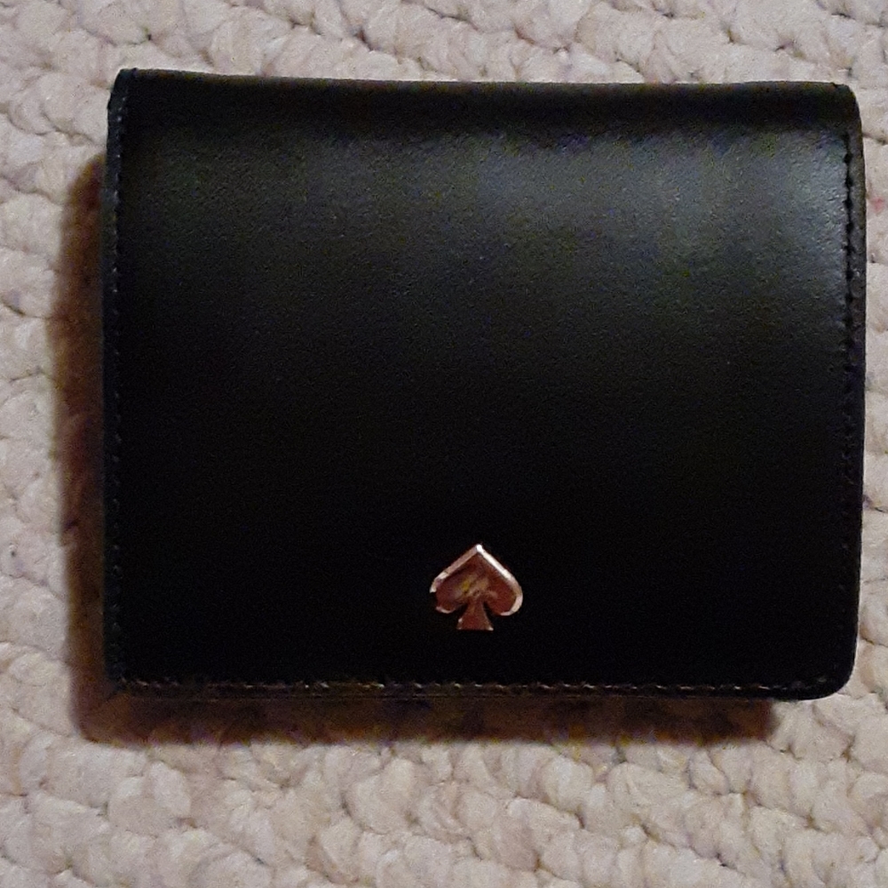 Kate Spade Wallet - Picture 2 of 3
